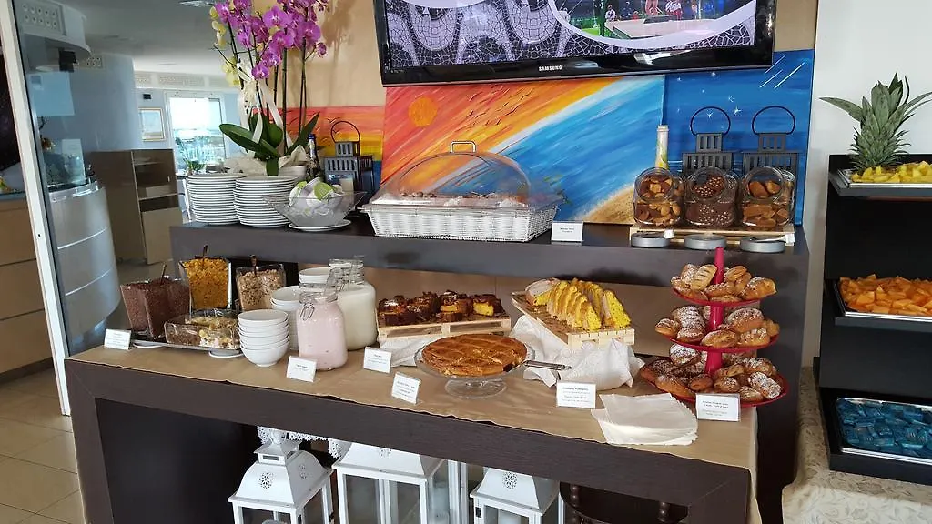 Hotel Ghirlandina Rimini