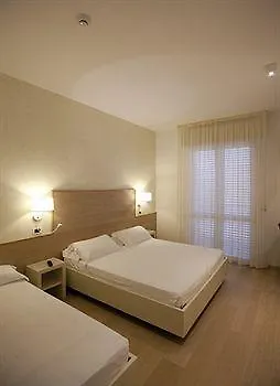 Hotel Ghirlandina Rimini