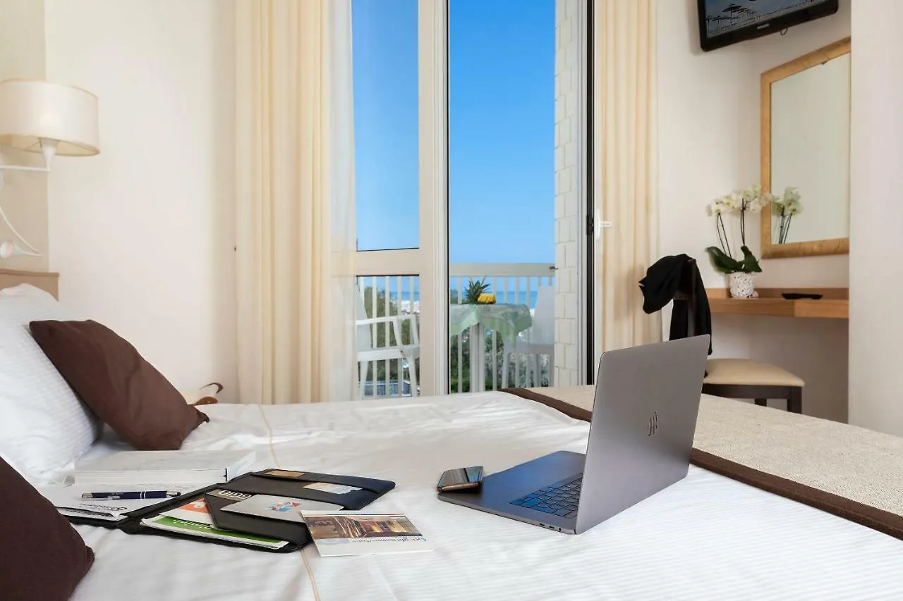 Hotel Ghirlandina Rimini