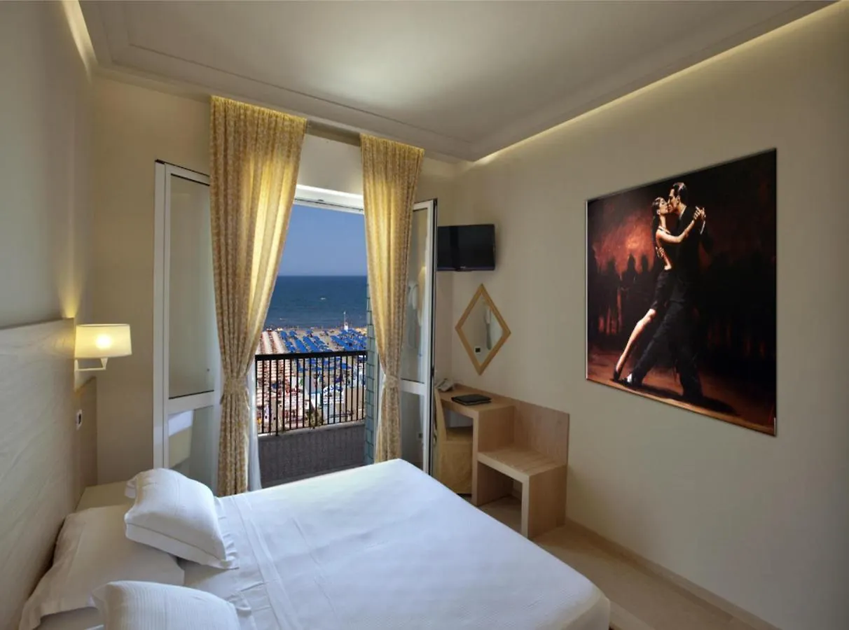 Hotel Ghirlandina Rimini